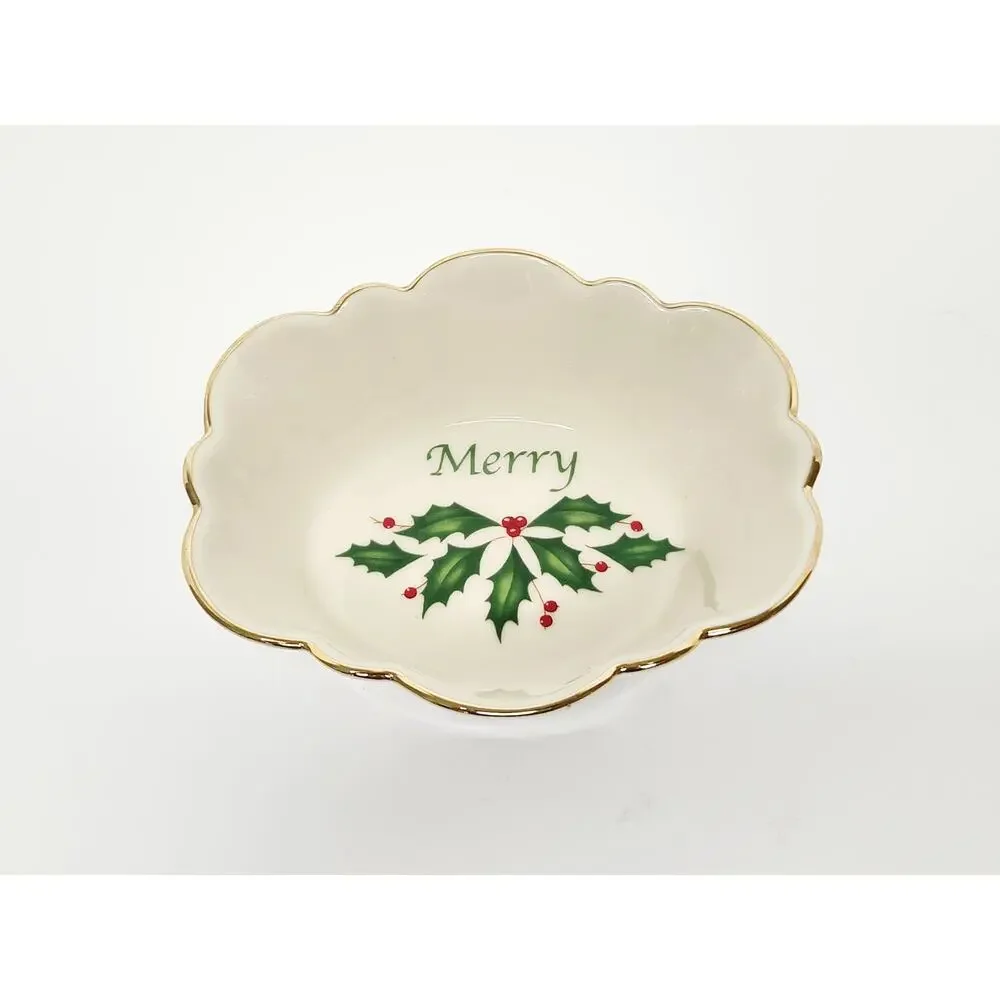 Lenox Holiday Merry Bowl Oval Fluted Dish Holly Christmas Candy Nut Dish